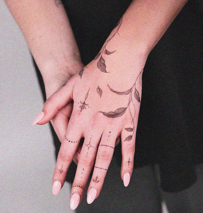 Nature's Touch in Temporary Tattoos