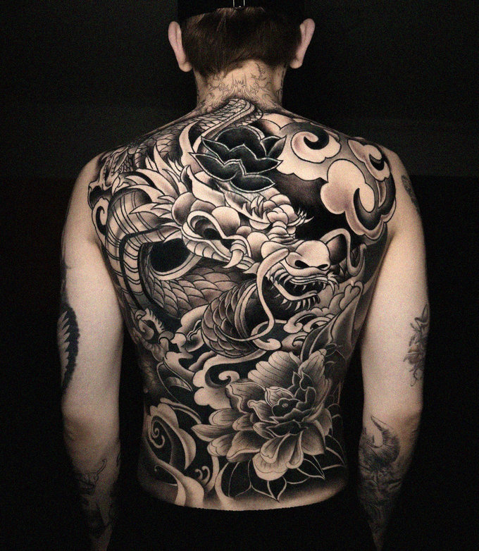 Dragon Inked in Monochrome Blooms
