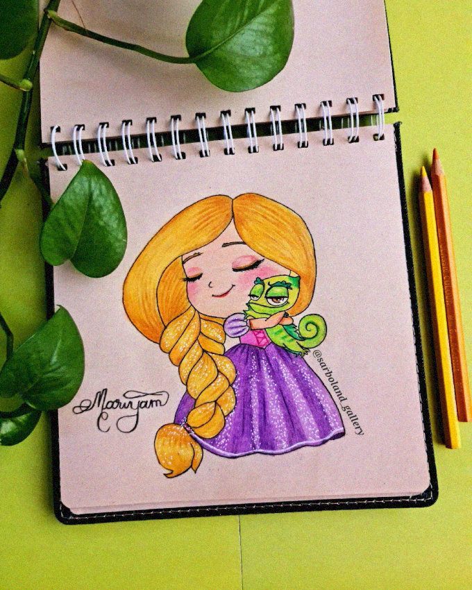 Chameleon Embrace Amid Artful Ambiance