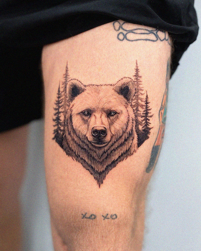 Bear in Forest Thigh Tattoo Showcase