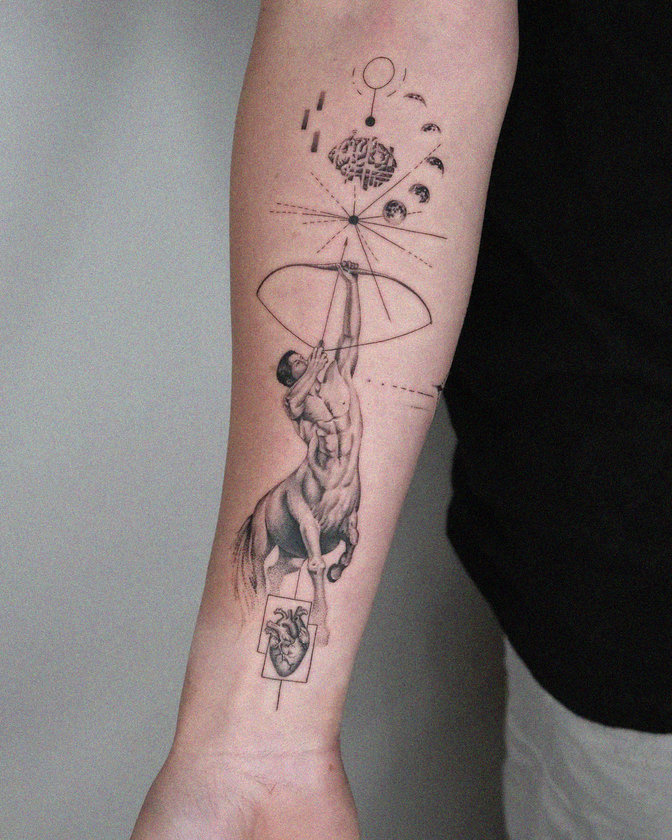 Stellar Geometry in Monochrome Ink